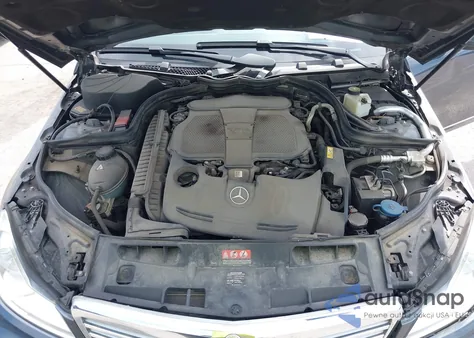 2013 Mercedes-Benz C 300 Luxury 4Matic/Sport 4Matic z USA, uszkodzony, nr VIN WDDGF8ABXDA837081